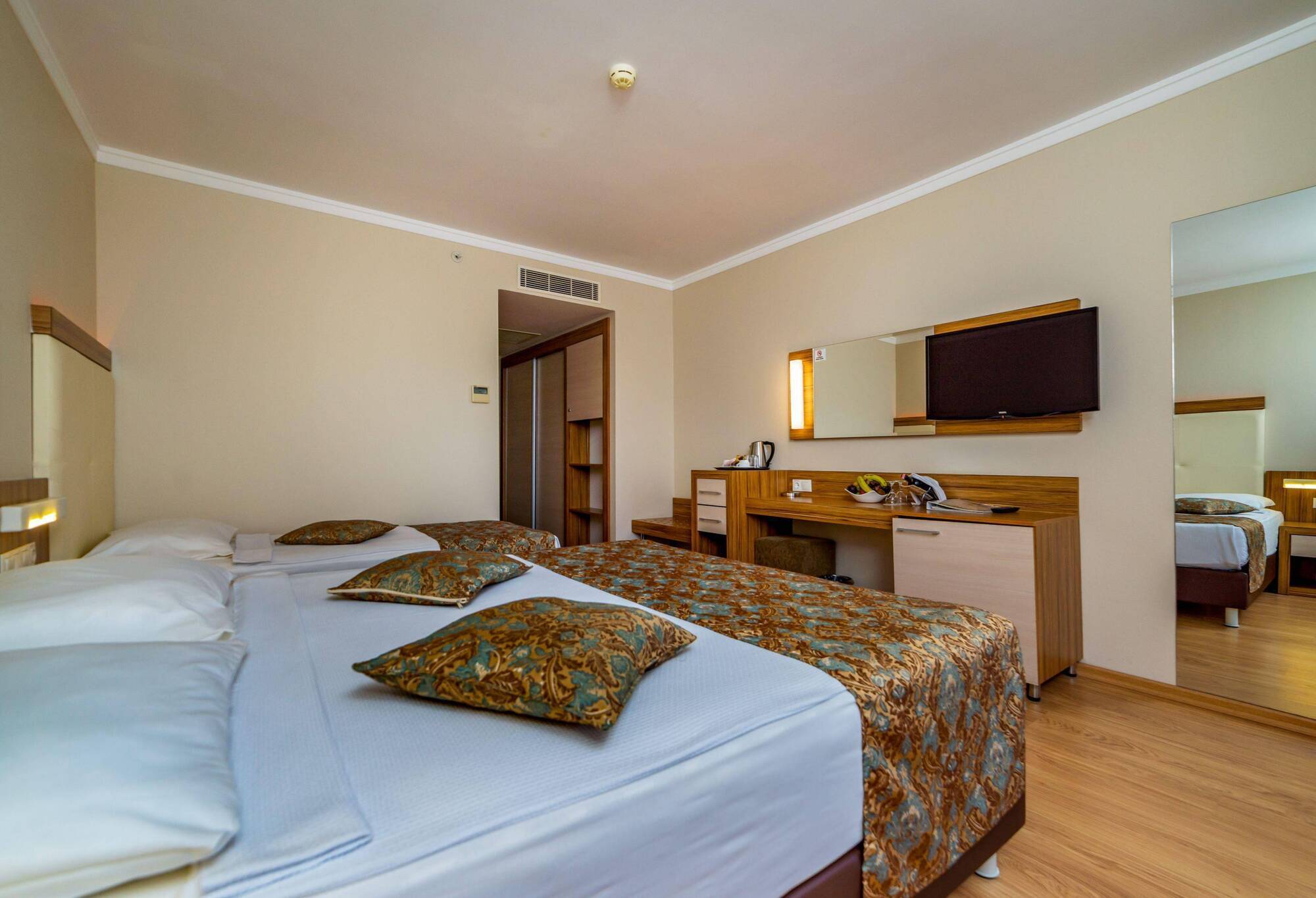 Hane Hotel Kumkoy エクステリア 写真